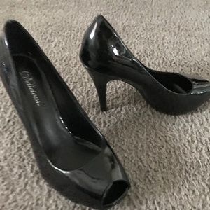 Delicious Black Patent Leather Peep Toe Pumps High Heels Stilleto